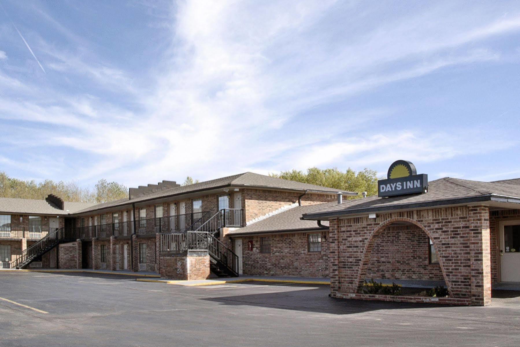 Days Inn By Wyndham Erick Buitenkant foto